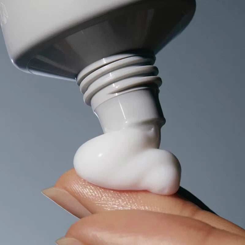 Brand New Limited Edition Lip Gloss Face Mist Spray Peptide Glazing Fluid Barrier Butter Moisturizing Face Cream Facial Cleanser